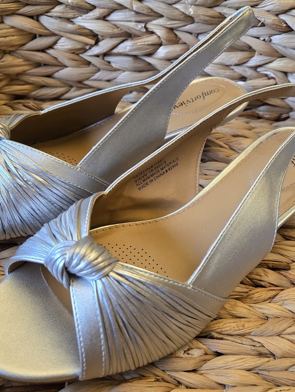 Comfortview Metallic Silver Slingback Knot Peep-Toe Kitten Heel 9.5W